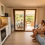 Oasi Del Relax - Seaside Peaceful Panoramic Terrace In Italy - New Sardinia 50 Mt Beach&sea Full Comfort Air Conditioning-wifi-parking-privacy Apartament